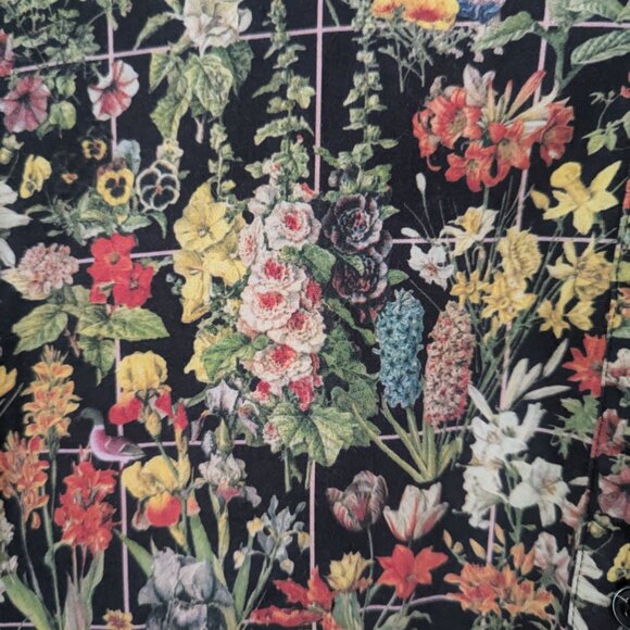 Samantha Pleet Floral Button-Up - Picture 4 of 4